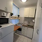 Ohmyhome - View Apartment Grzybowska