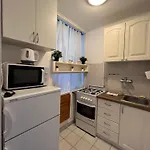 Ohmyhome - View Apartment Grzybowska